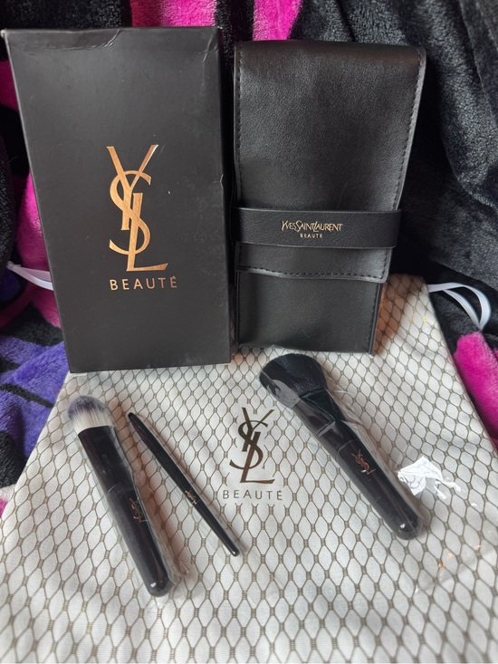 Yves Saint Laurent Other - YSL Yves Saint Laurent Makeup Brush Set